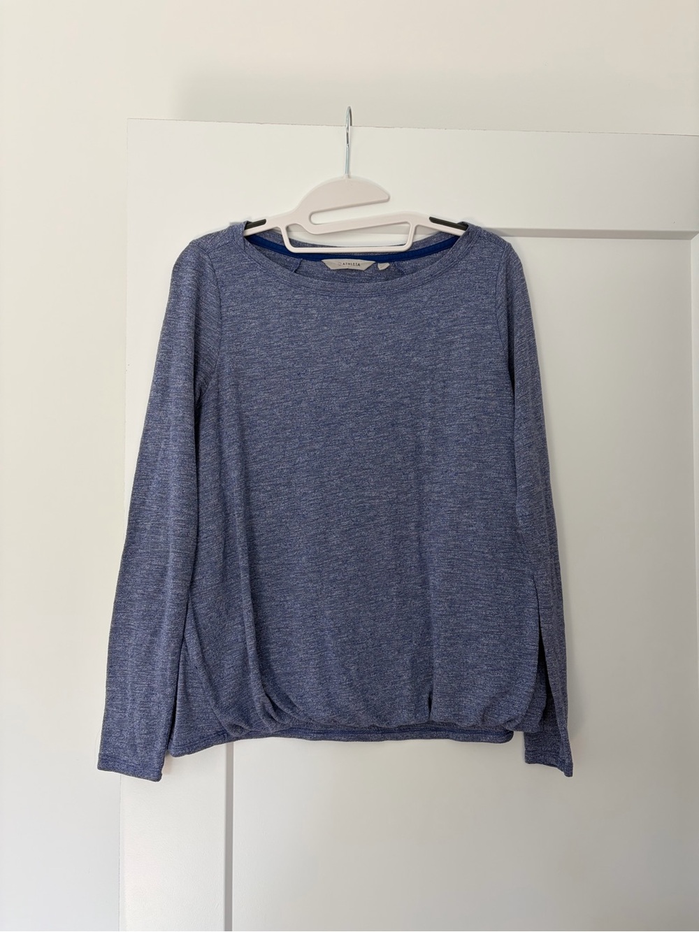 Athleta Siri Bubble top Heathered Blue Crewneck Top Long Sleeve Small
